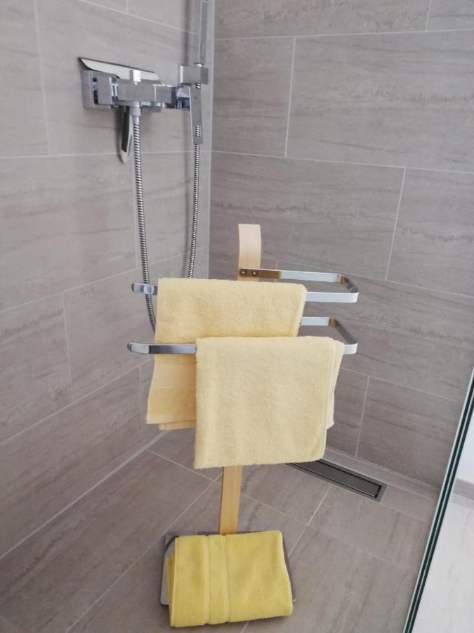 Apartmani Deluxe Jasenice  Dış mekan fotoğraf